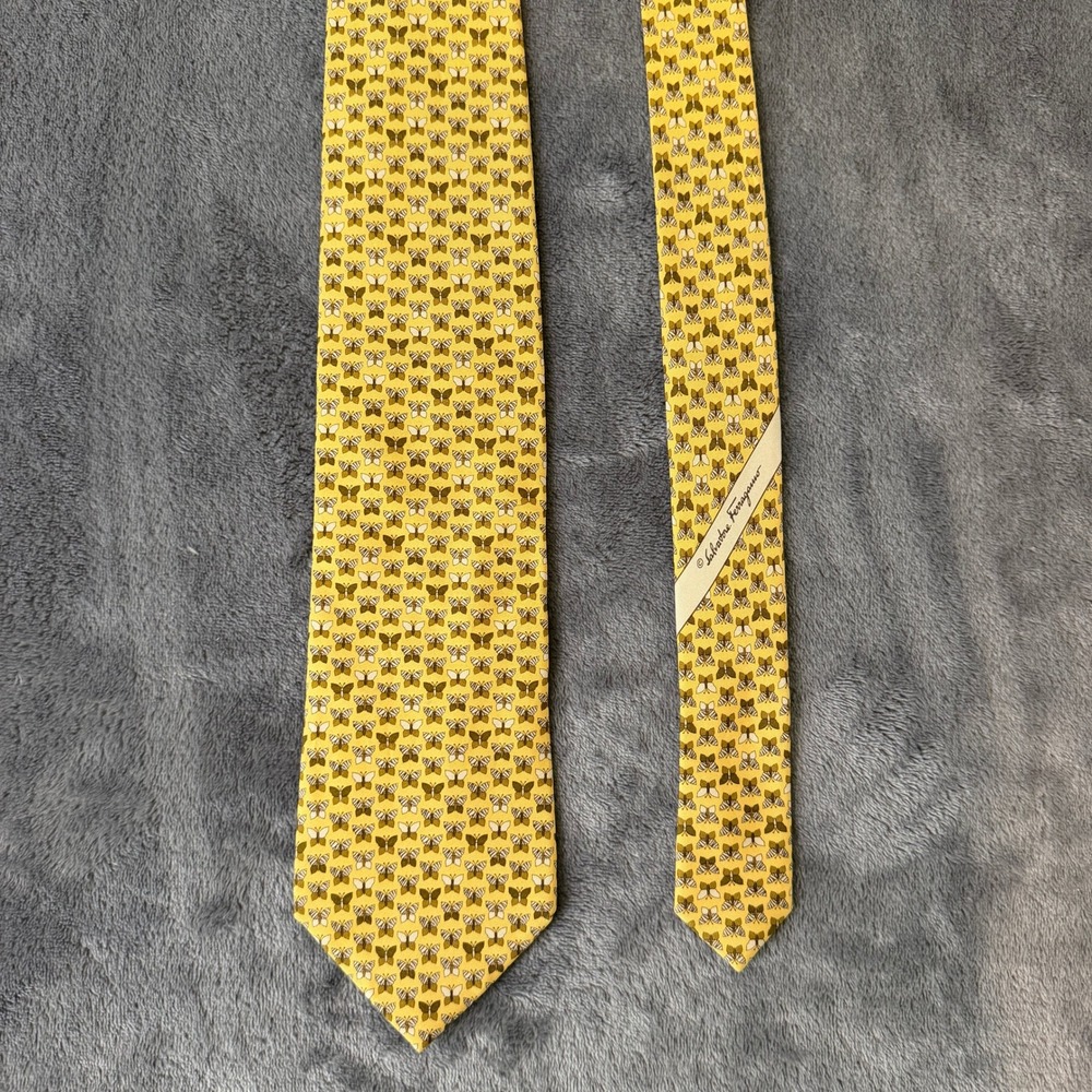 Salvatore Ferragamo Mens‎ Yellow Butterfly Print All Silk Tie Italy Animal